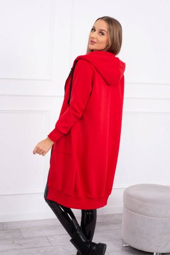 Piros kapucnis pulóver